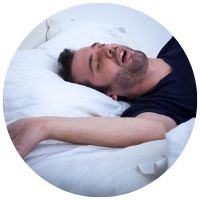 spánek a odpočinek pro podporu erekce